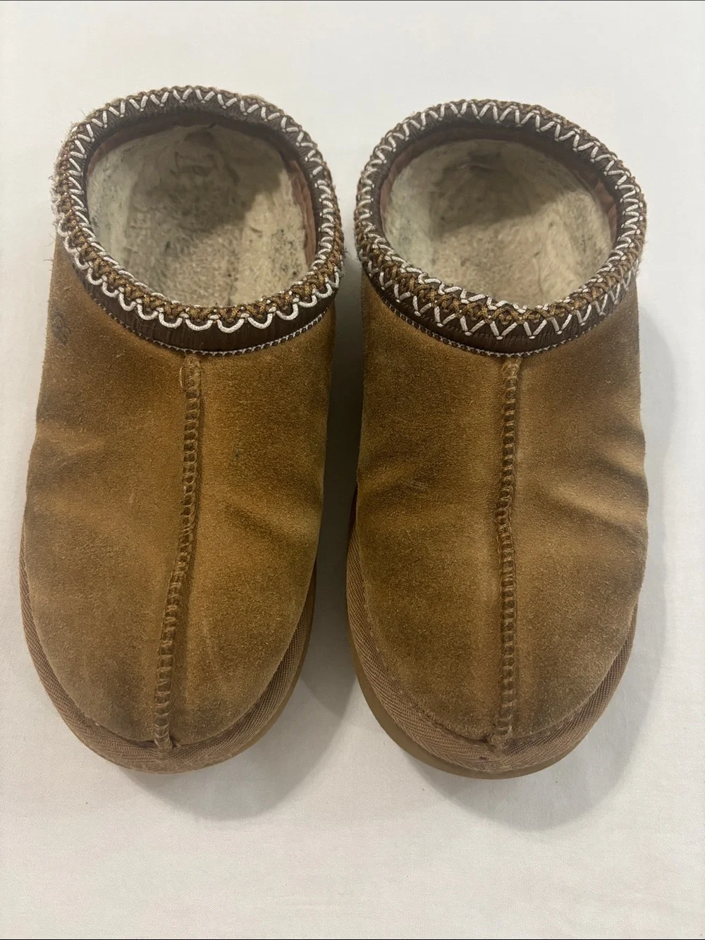UGG Kids Chestnut Suede Shearling Clog Slippers